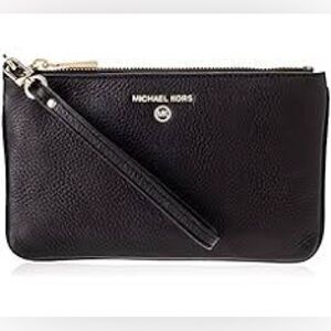 NWT Michael Kors Black leather Pebbled Charm Gold Wristlet Wallet